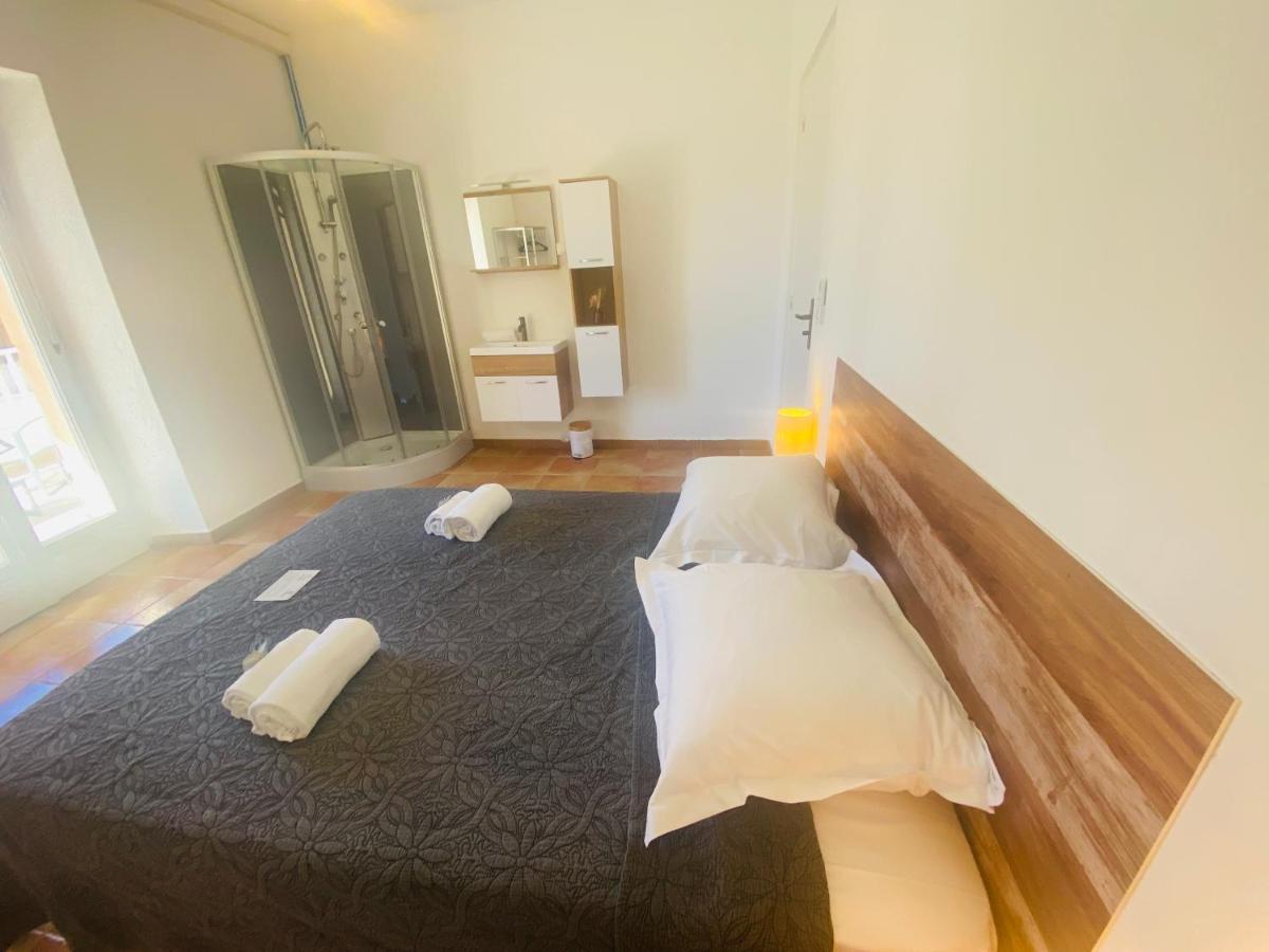 Residence Bernardini Сари Соленцара Екстериор снимка